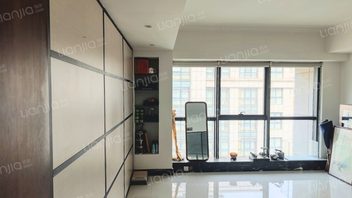 行署国际广场二手房实景图