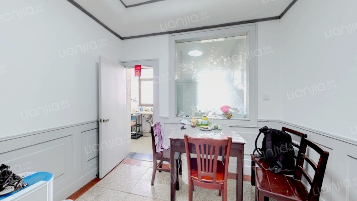 人行宿舍二手房实景图