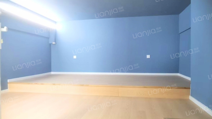 适合现代年轻人精装修的房子拎包就  住-卧室B