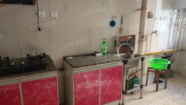 涿州开发区钻石广场南北两居房本满二诚意出售-厨房