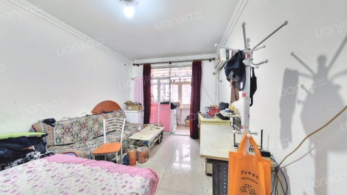 凤凰楼东区二手房实景图