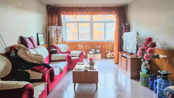 一中心医院宿舍二手房实景图