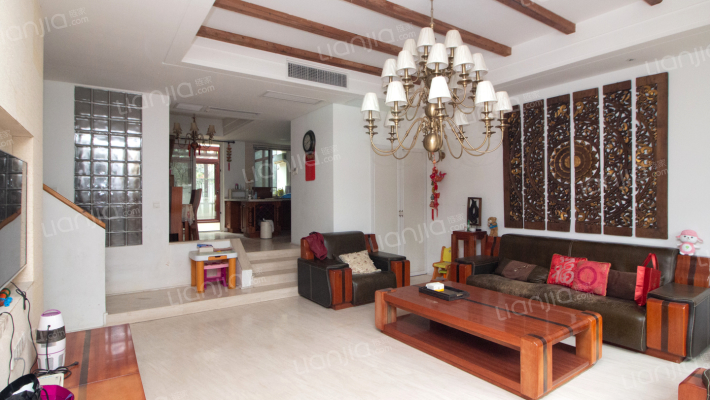 亚东朴园北区二手房实景图