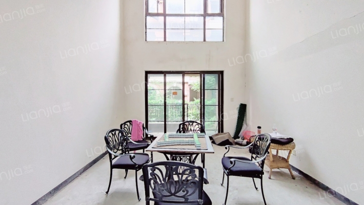 融创都铎庄园三期二手房实景图