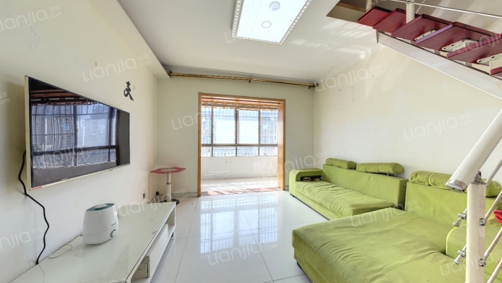 宝驰景秀苑二手房实景图