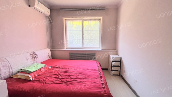 房子集中供暖 复试一跃二适宜各年龄段人群采光户型好-卧室B