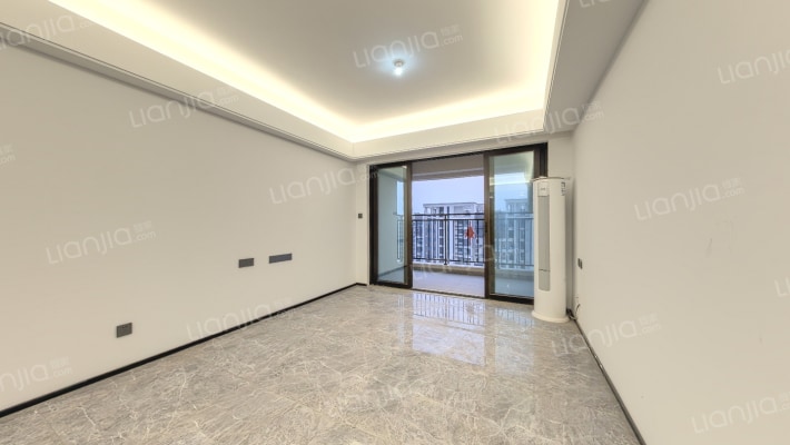 万科地铁天空之境二手房实景图