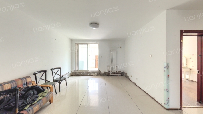 美泉苑二手房实景图