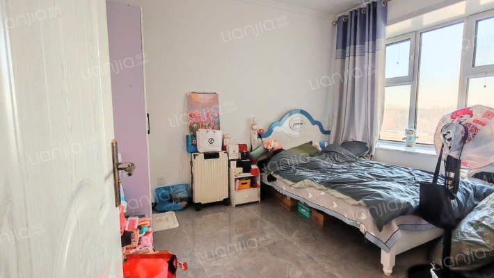 三利中和城全阳两居室价格可议  全天采光 位置好-卧室A