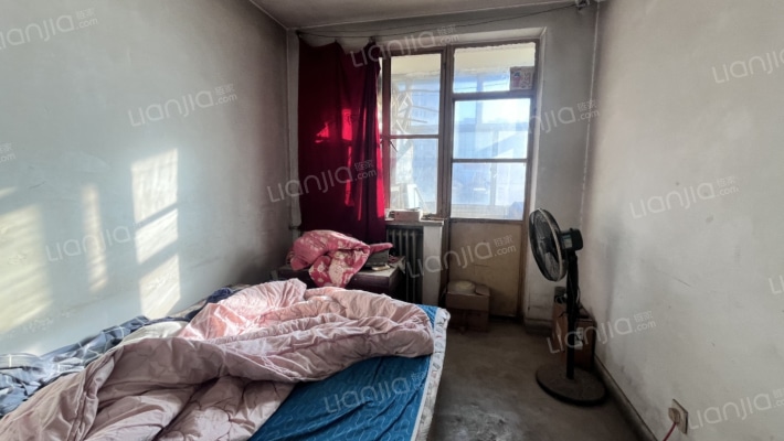 范阳路沿线 南北两居室  集中供暖-卧室B