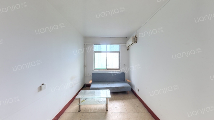 中铁长安重工华清小区二手房实景图