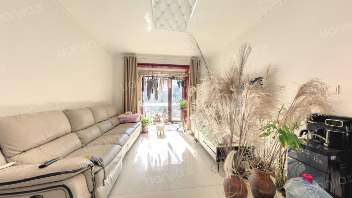 中心名宅二手房实景图