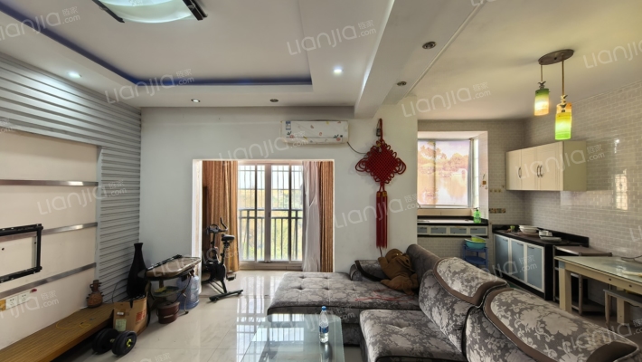 丽湾帝景小区二手房实景图