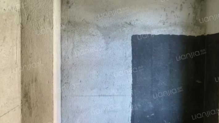 三利中和城C区户型好南北通透，位置好小区正中间位置-卫生间