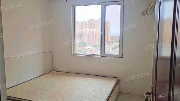 华阳路 中医院旁边 精装两居室 诚意出售-卧室B