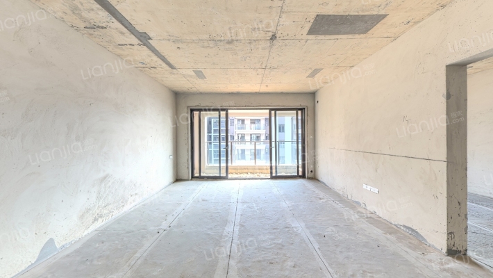 荣和澜山府二手房实景图