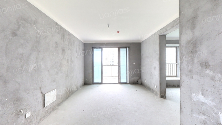 名瑞华府二手房实景图