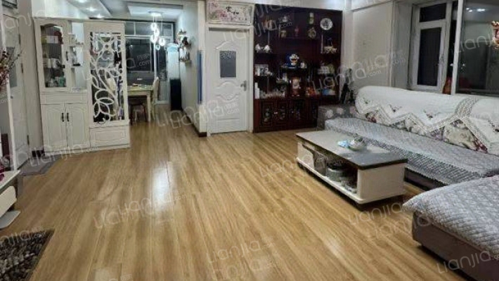 聚隆家园二手房实景图