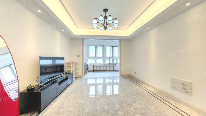 万科翡翠之光二手房实景图