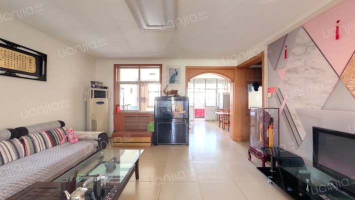 更新花园小区二手房实景图