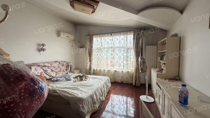 物探集中供暖社区 叠拼复式 采光停车无忧-卧室D