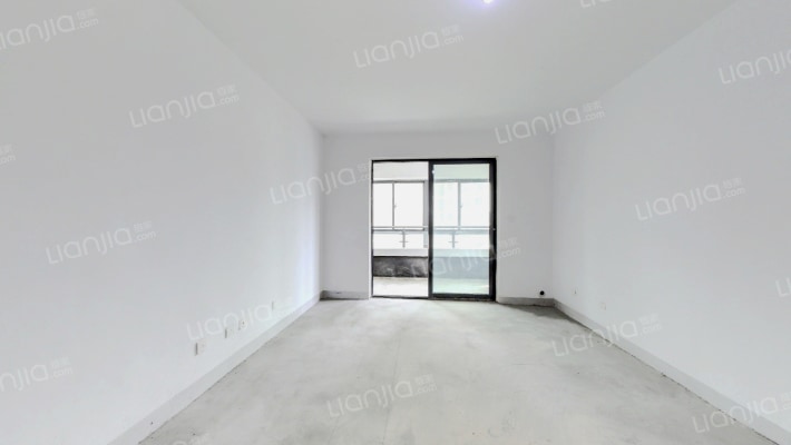 新港雅苑A区二手房实景图