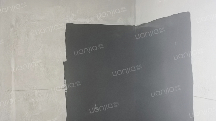 钻石商圈，双卧朝南，双卫生间，客厅带阳台，购物便捷-卫生间B