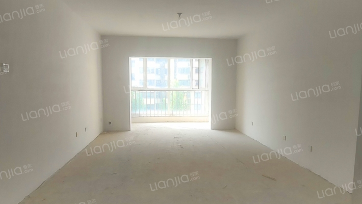 此房小区环境成熟 大产权 户型好 格局好-客厅