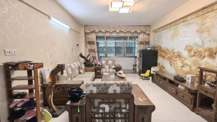 天龙湾二手房实景图