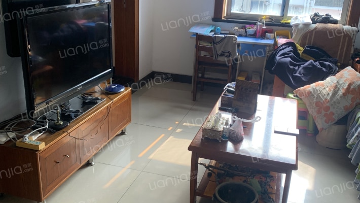 滨湖新村二手房实景图