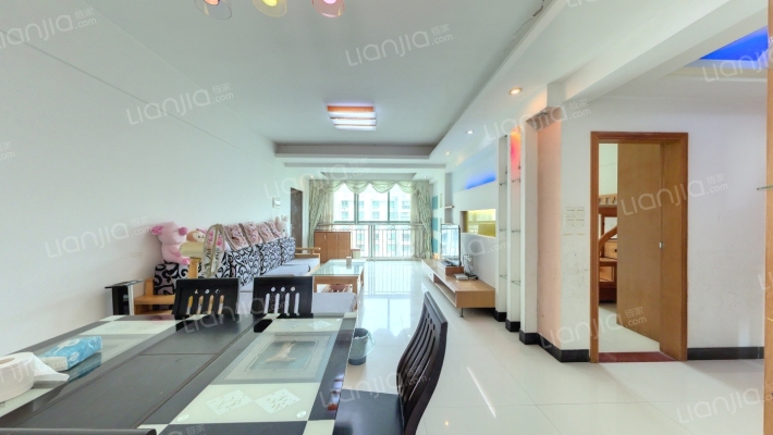 白藤一路东逸鸿花园二手房实景图