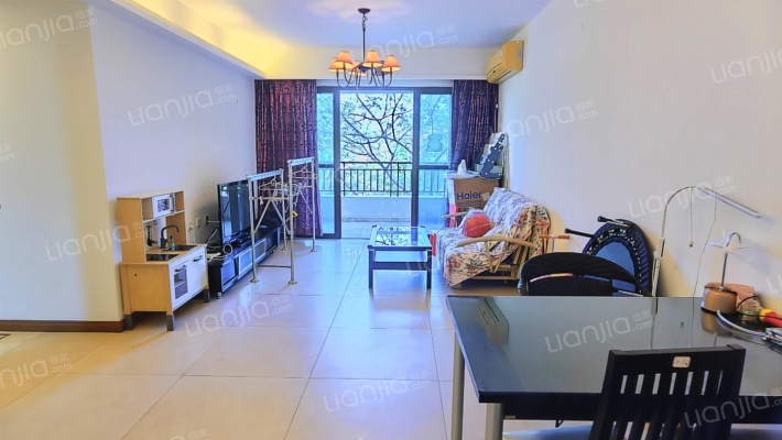 蔚蓝海岸二手房实景图