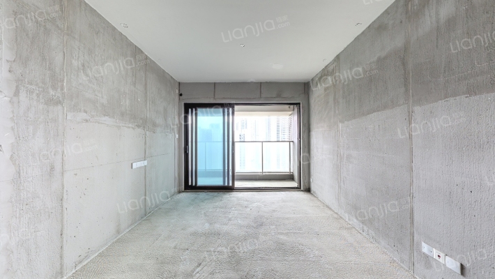 华发城建四季半岛水晶湾二手房实景图