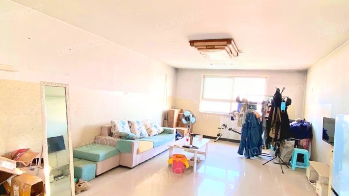 东俪湾二手房实景图