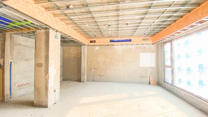 甲六院二手房实景图