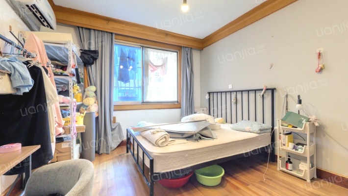 德华四村二手房实景图