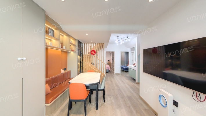 苍霞新城嘉华苑二手房实景图