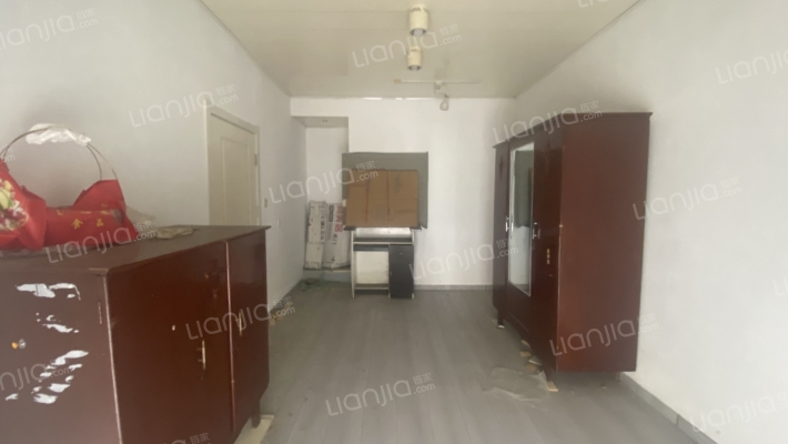 抗震里(河北区)二手房实景图