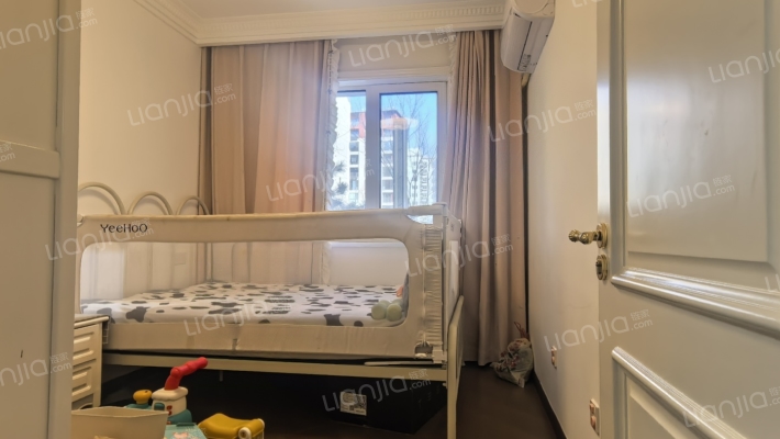 双语旁 美式精装洋房 一梯两户 南北通透格局-卧室C