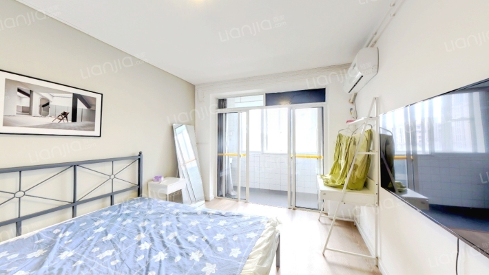 越纪公寓二手房实景图