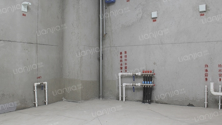 高新区 天伦湾  南北通透户型 中高层 视野开阔-厨房