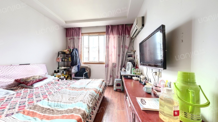 世外桃园二手房实景图