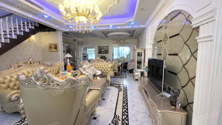 南北通透的联排别墅，品质社区，绿化好，没有遮挡.-客厅B