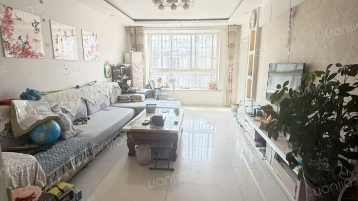 2081正好二手房实景图