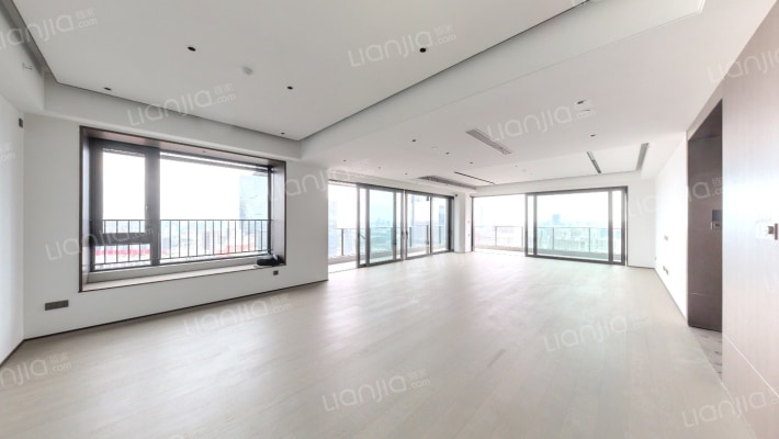 万科瑧湾汇二手房实景图