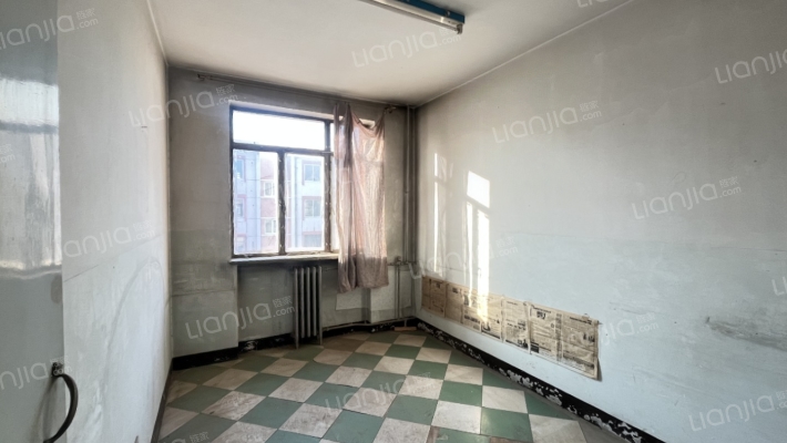 物探五号院 东安小区 小三居 中间楼层-卧室A