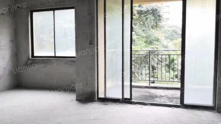 石梅山庄一期二手房实景图