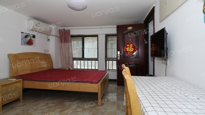 金贸公寓二手房实景图