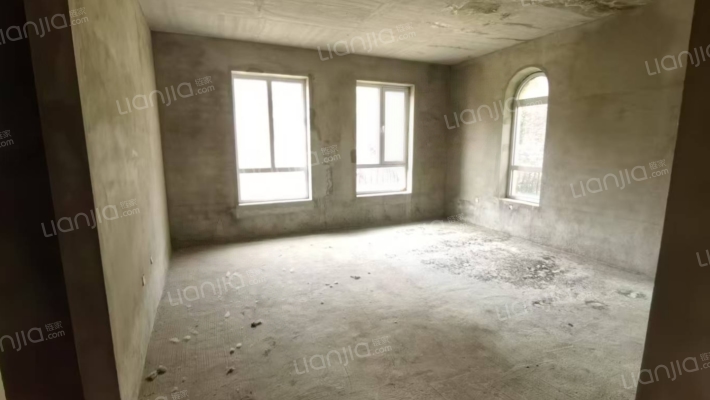 东京都类独栋，大院子，南边户，房本满五，业主靠谱卖-卧室C