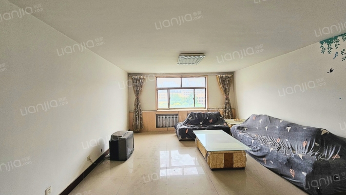 长城中学家属院二手房实景图